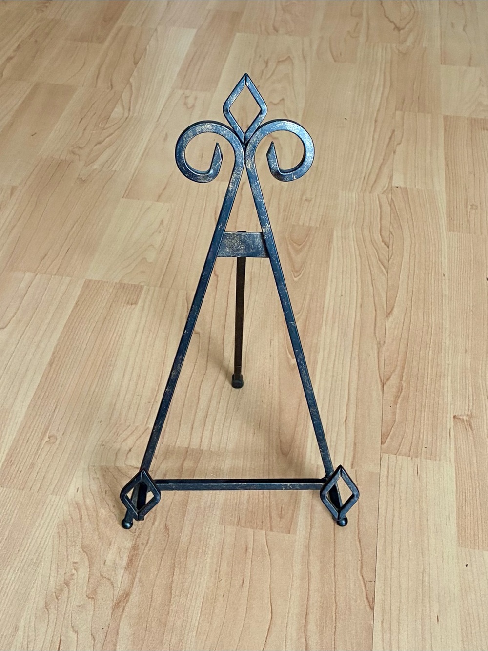 14" Vintage Metal Tabletop Easel for Display